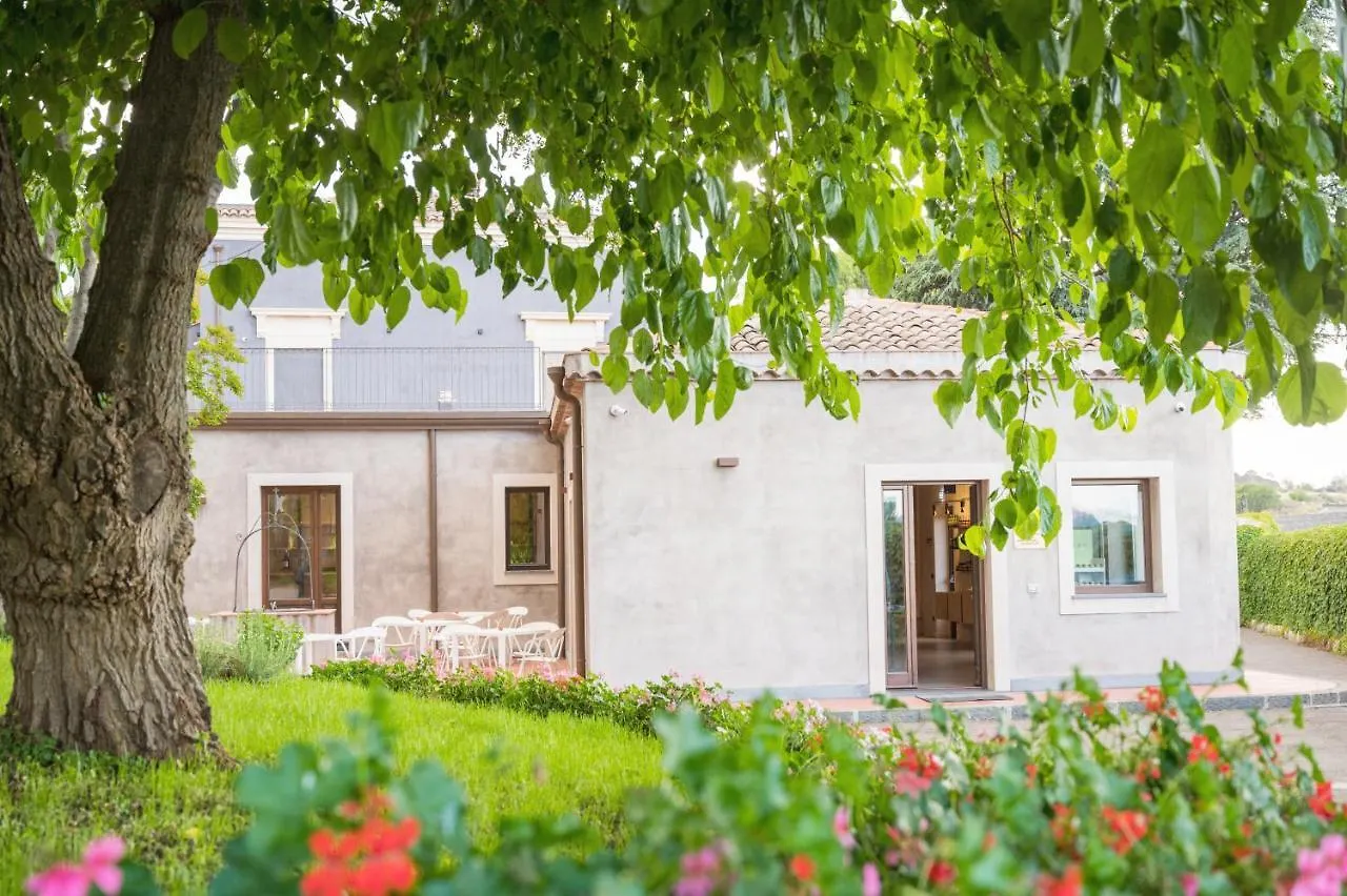 Santoro Country House Castiglione De Sicilia 4*,